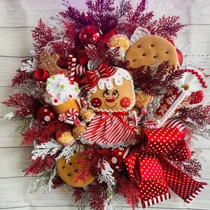 Gingerbread Delight Holiday Wreath - Red and White